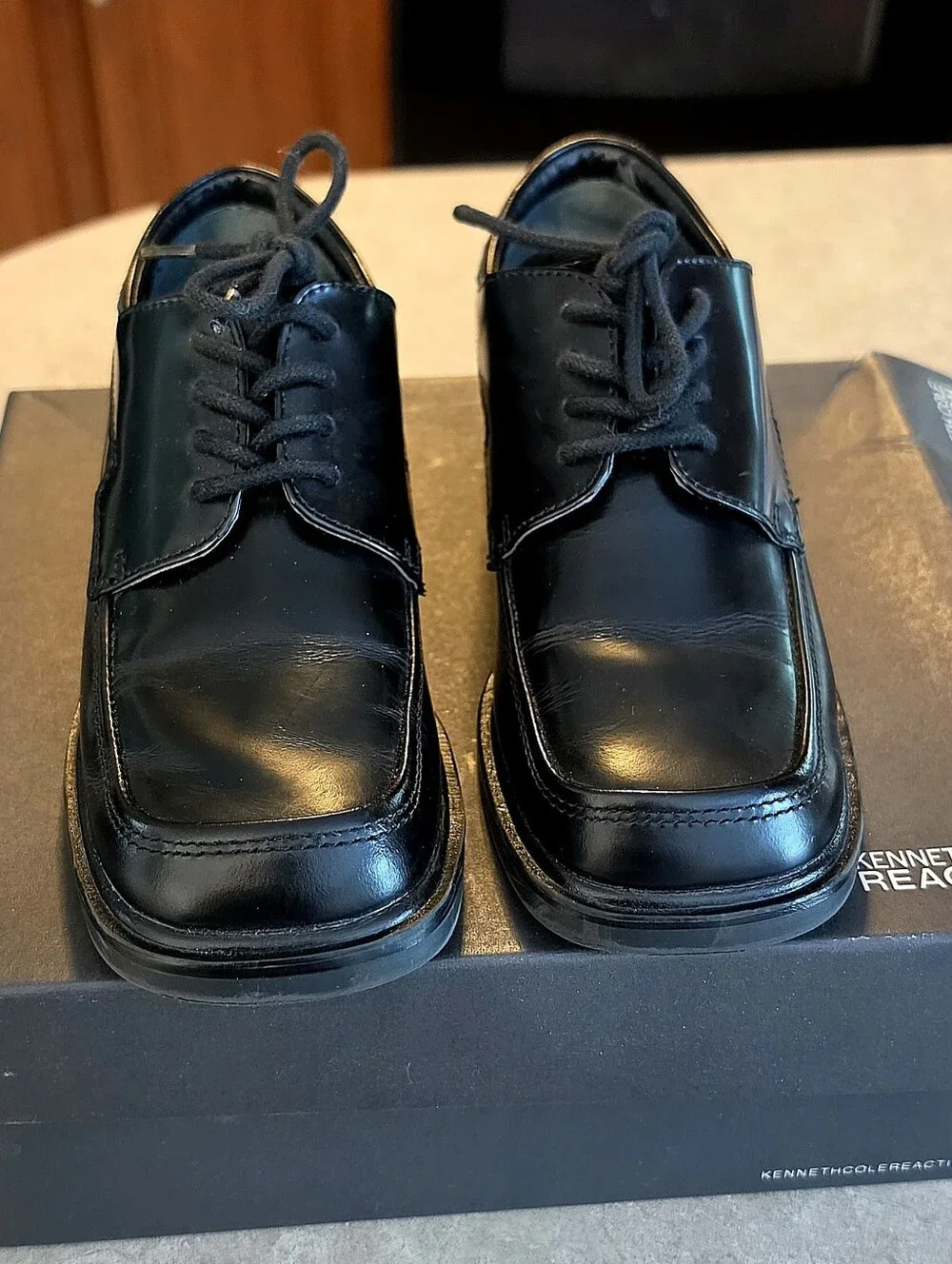 Boys Sz 3.5 Kenneth Cole Reaction Black Leather Dress Shoes